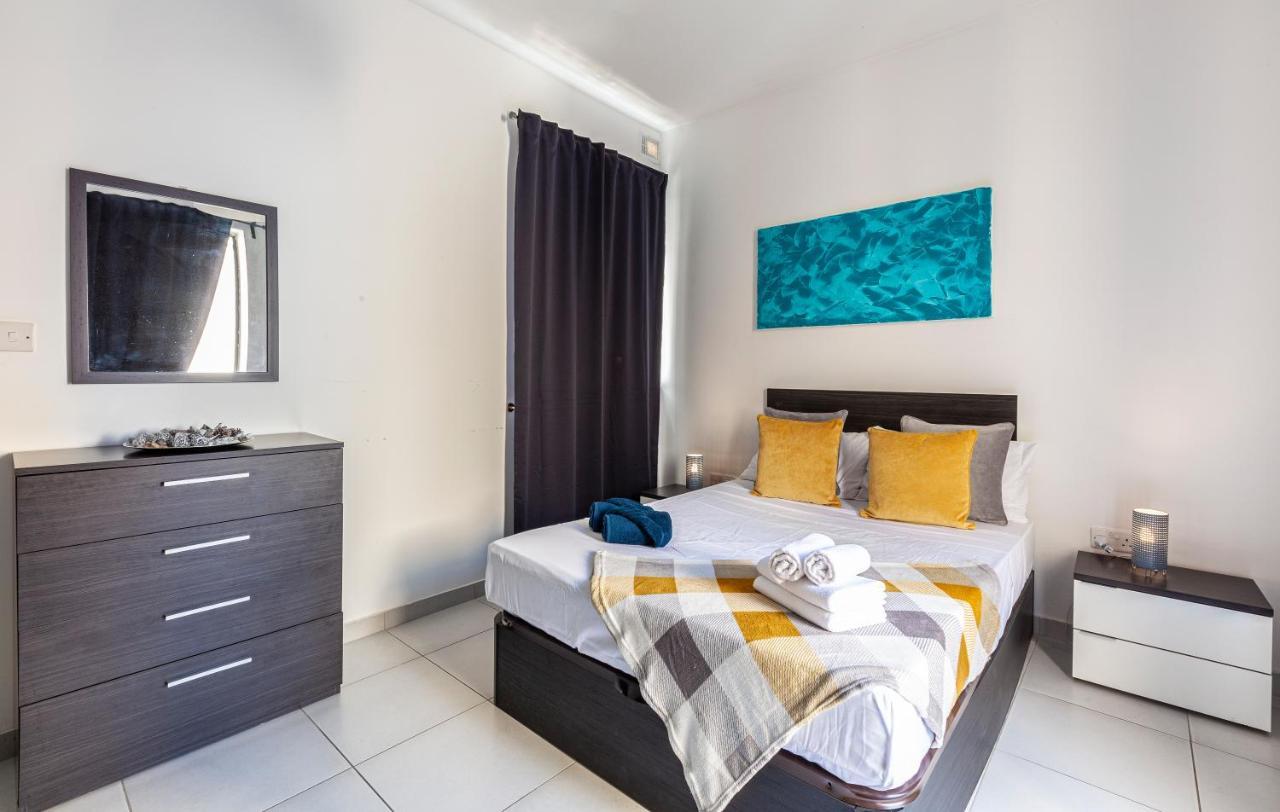 Z4 - Seafront Apartment San Pawl il-Baħar Extérieur photo